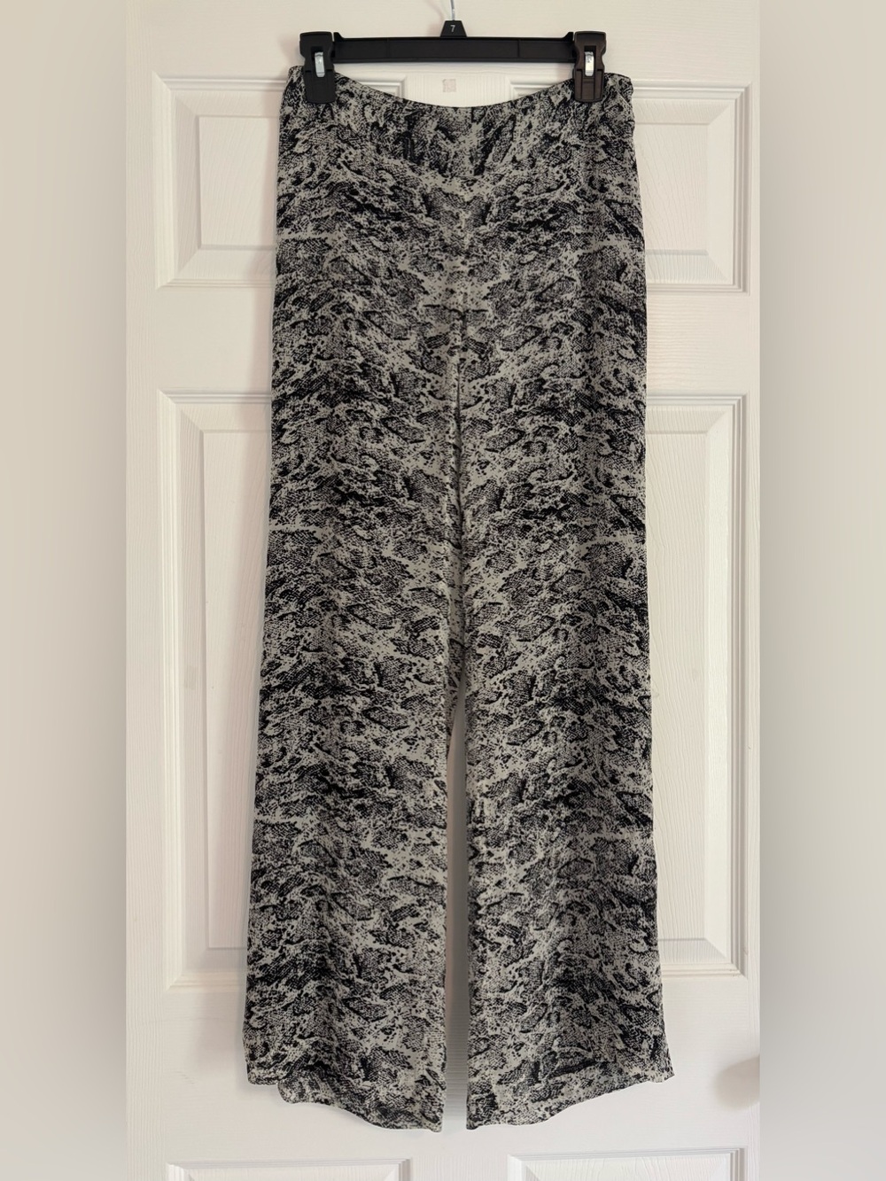 Cache Black & White Wide-Leg Patterned Pants